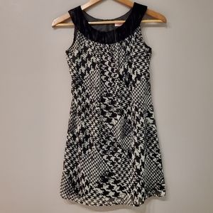 Zoe Ltd Houndstooth Shift Dress - Size 12
